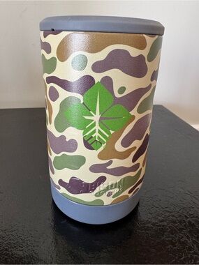 DUCK CAMO BISON BEVI CAN COOLER NWOT
